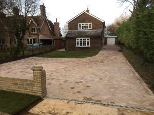 Elegant Blade Water Feature Bedfordshire